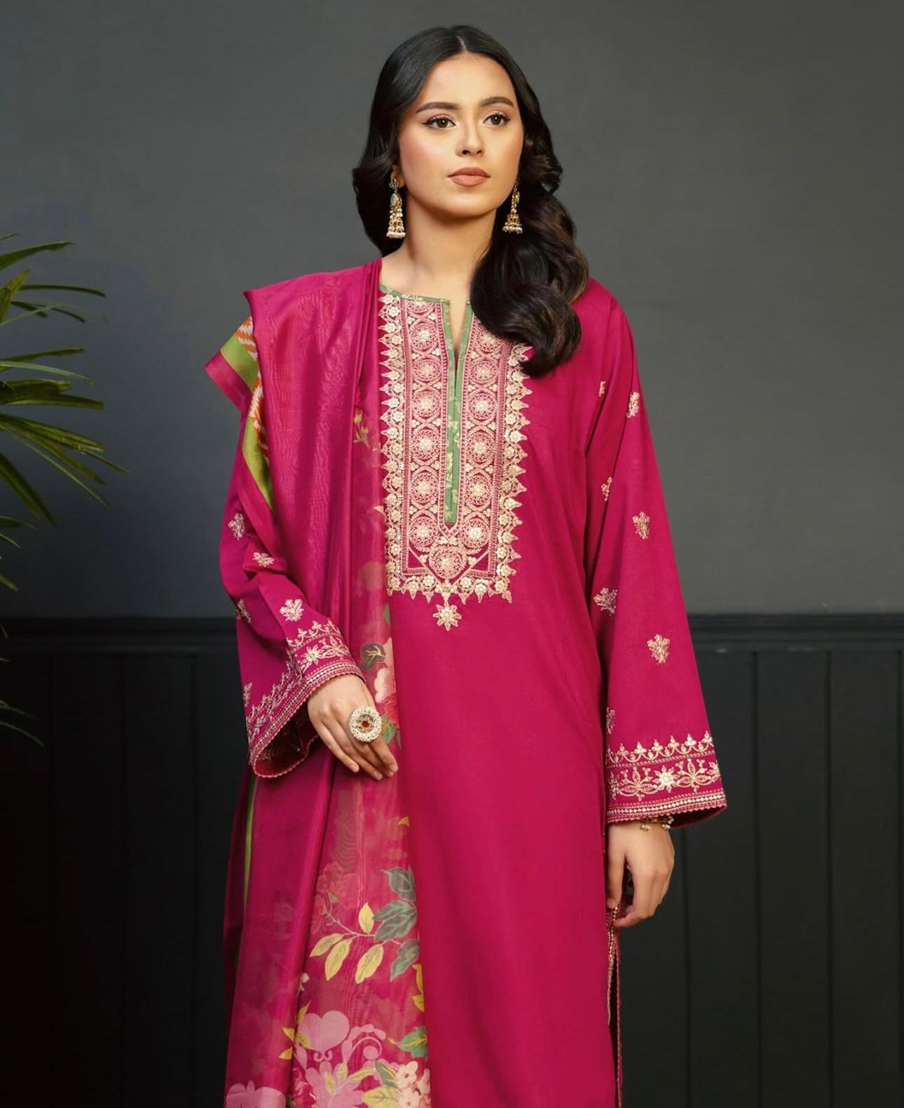 KOKUM 3PC IN WINTER DHANAK FABRIC